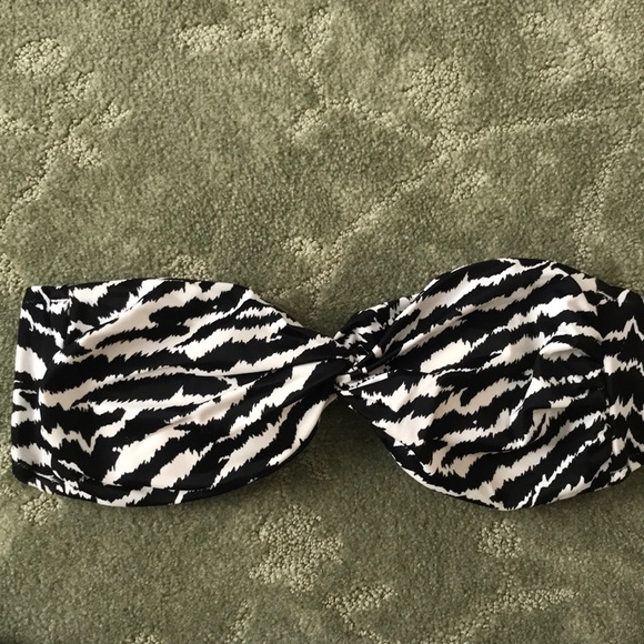 Victoria’s Secret Zebra Bikini Top & Bottom Size M - Picture 2 of 7